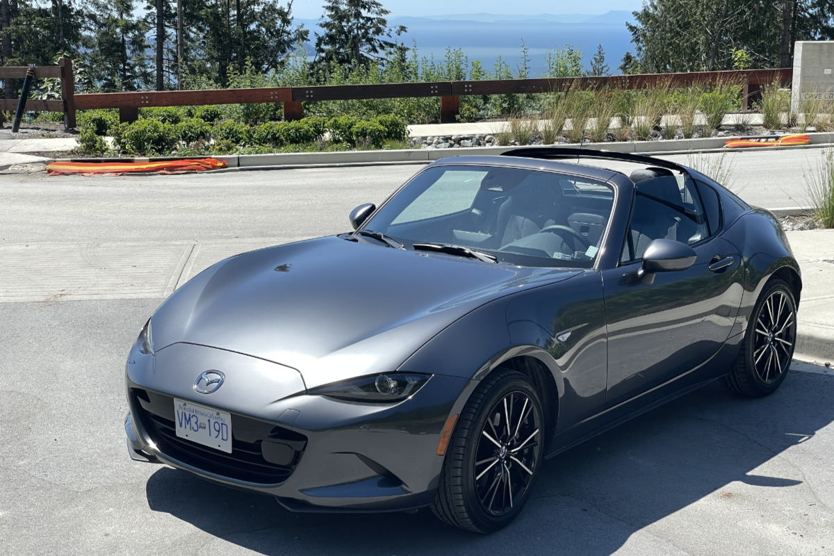 2025 Mazda MX-5 RF: The open top cruiser that beats the chill